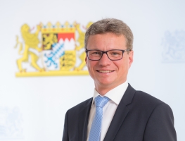sibler_pressefoto_2016.jpg